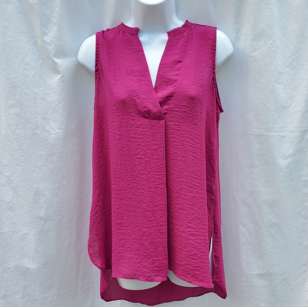 a.n.a Sheer & Flowy Sleeveless Top Size Small